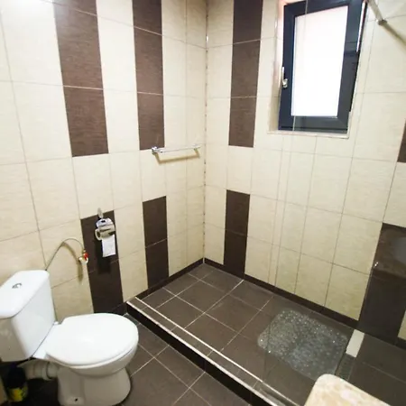 Kazeboo - Al Doilea Rand La Mare Apartmán