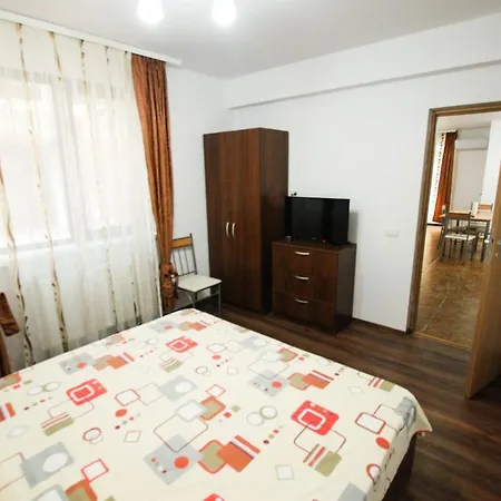Kazeboo - Al Doilea Rand La Mare Apartmán